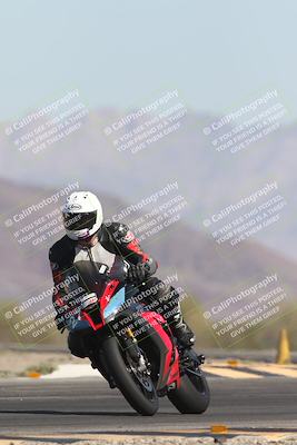 media/Oct-26-2025-Race Pace (Sun) [[c1447ca738]]/Non Verified (1st 20 Minutes of every Hour)/4-Turn 14 (1110am)/